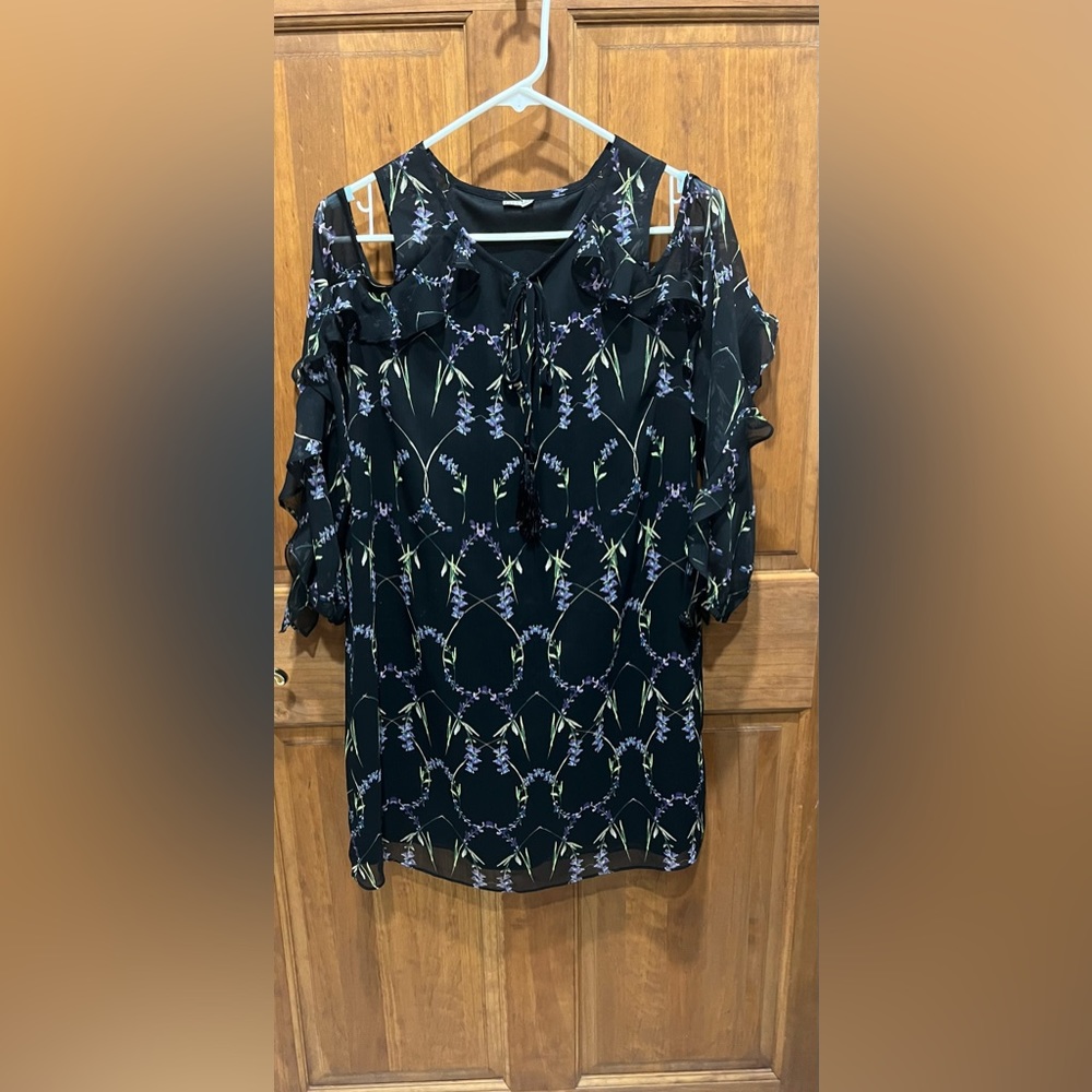 Q & A Phillips Cold Shoulder Dress, MP
